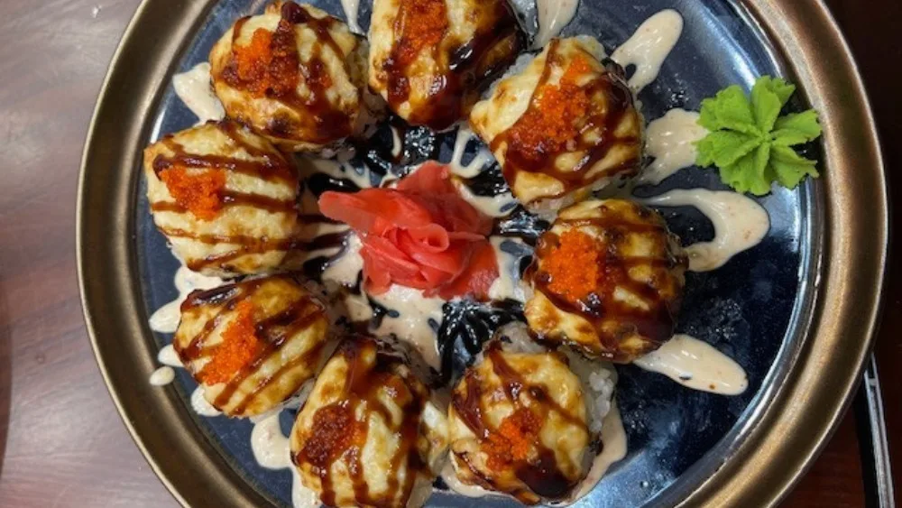 Mix Seafood Baked Roll (8 pcs.)