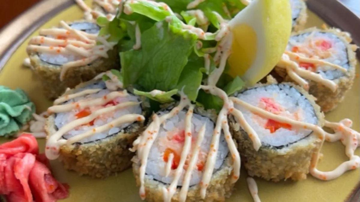 Singapore Maki Hot Roll (8 pcs.)