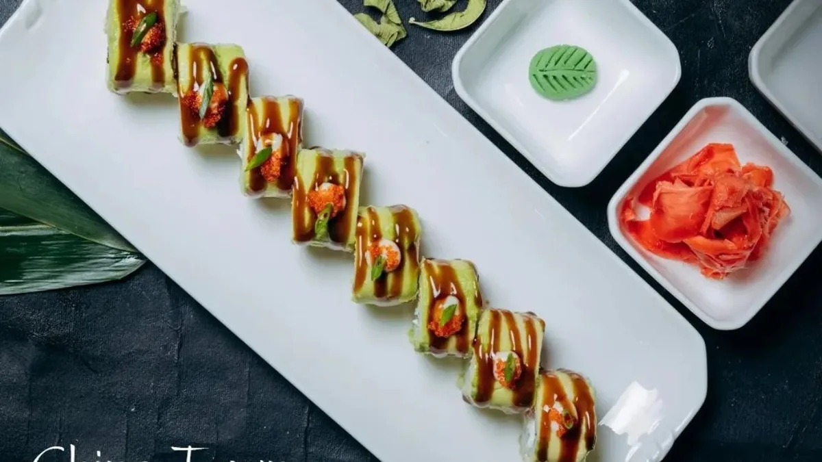 Special Roll “CHINA TOWN“ (8 pcs.)