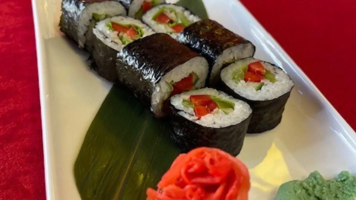 Vegetarian Maki Roll (8pcs.)