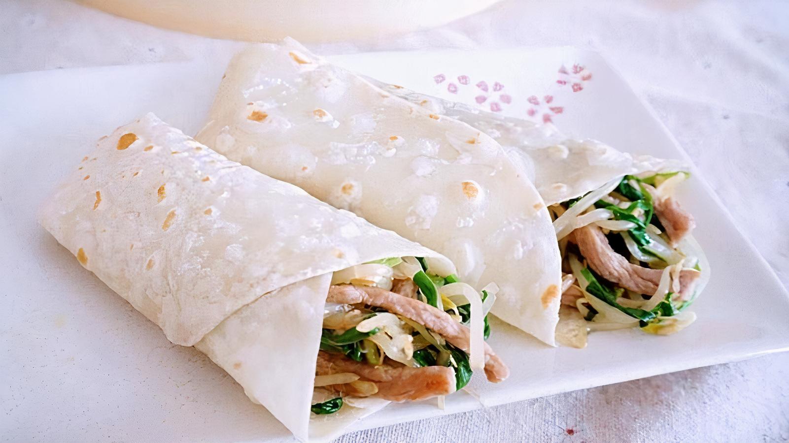 012. Beijing Spring Pancake Wrap (beef - 1 Pc) /「北京春饼 牛