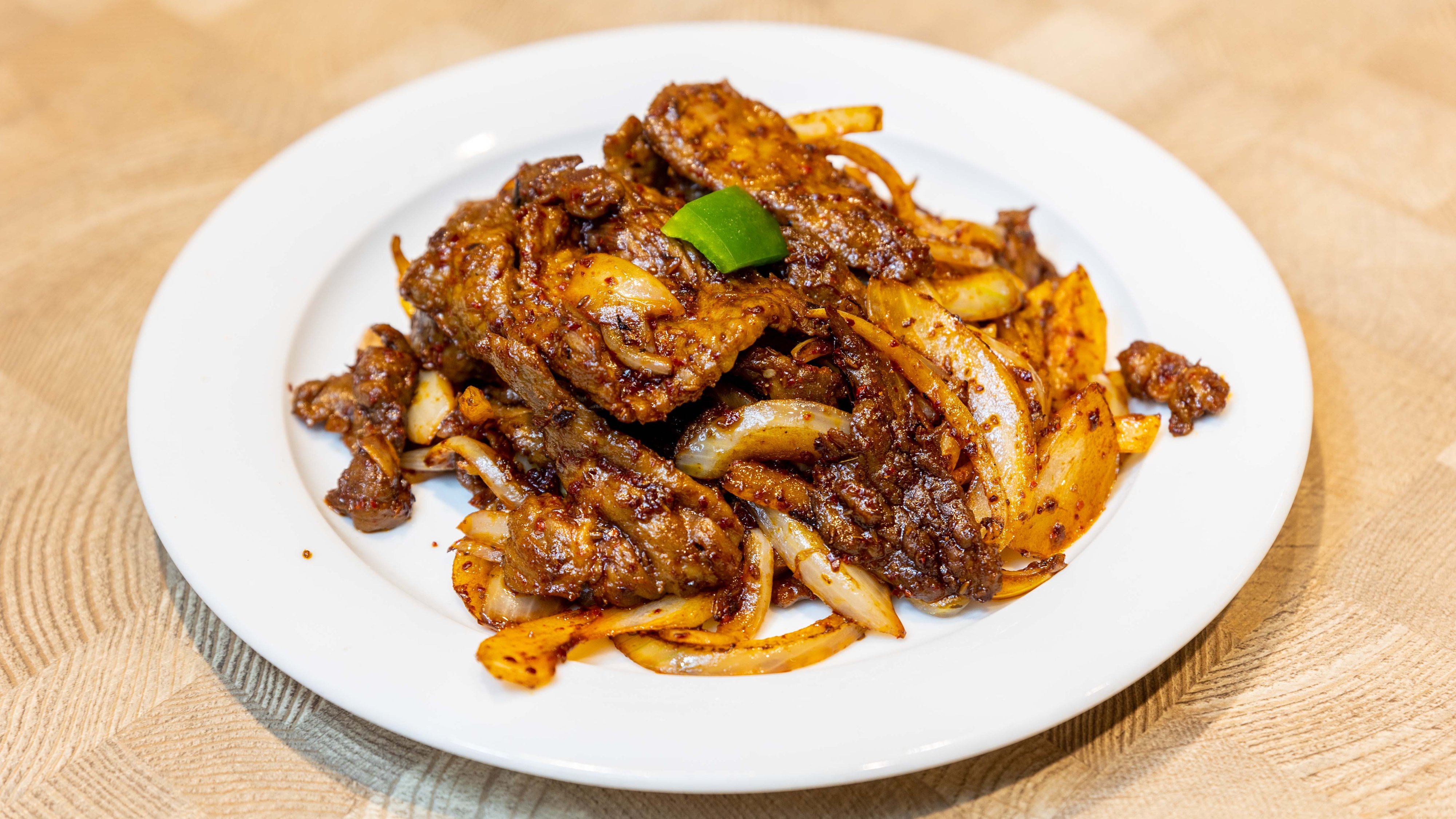 304. Cumin Lamb (or beef) / 孜然羊肉 (或牛肉)