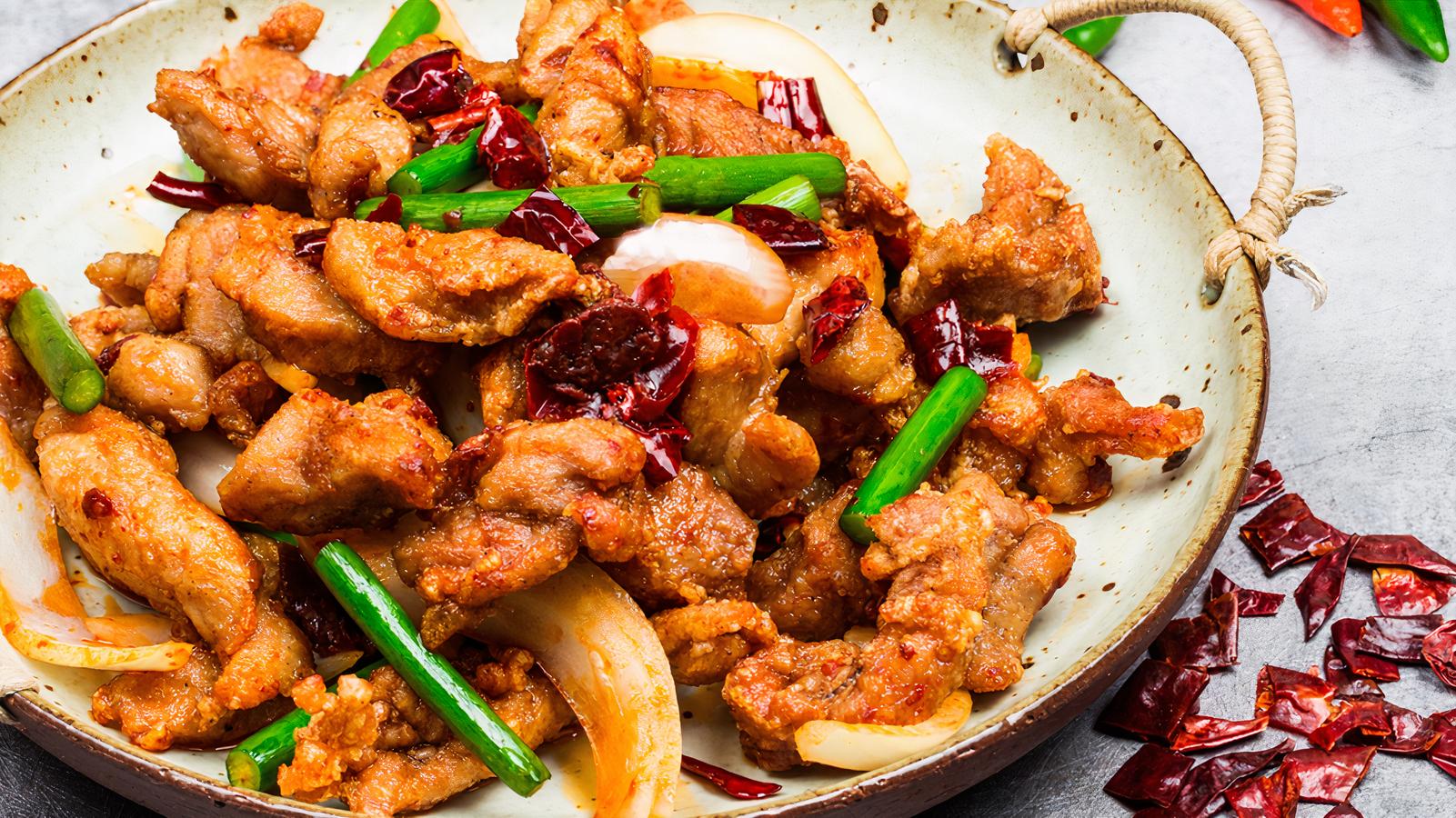 603. Spiced Capsicum Chicken / 辣子鸡丁