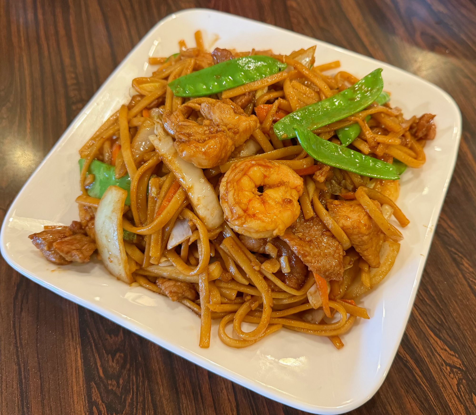 Combination Lo Mein（三线捞面