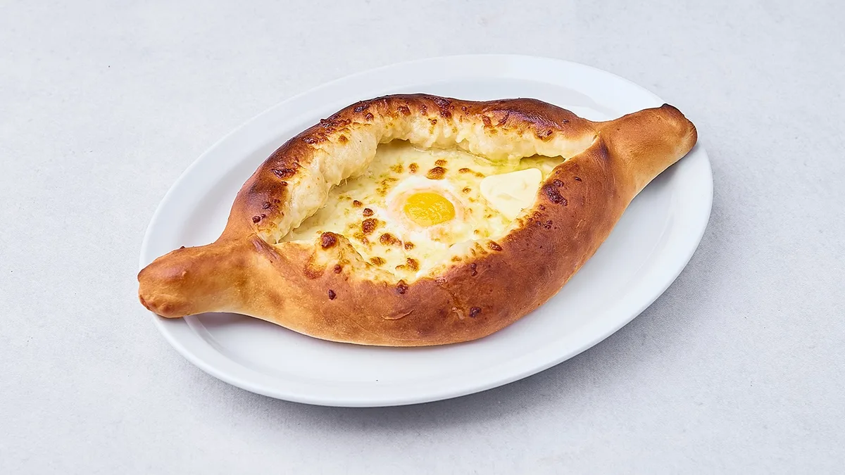 Chaczapuri po adžarsku
