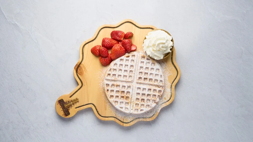 9. Waffle sugar/strawberry