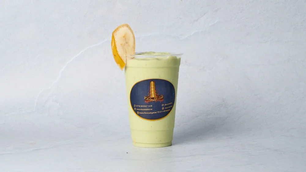 Avokado andBanan cocktail