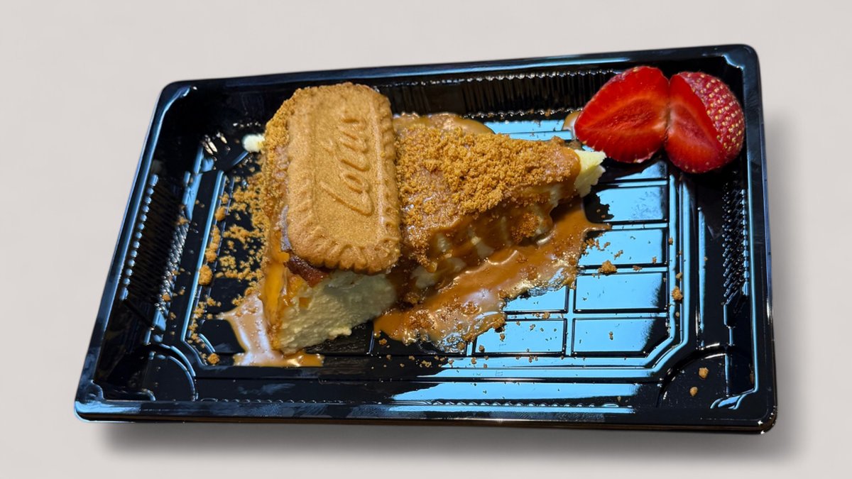 Basque St. Sebastian Cheesecake Lotus
