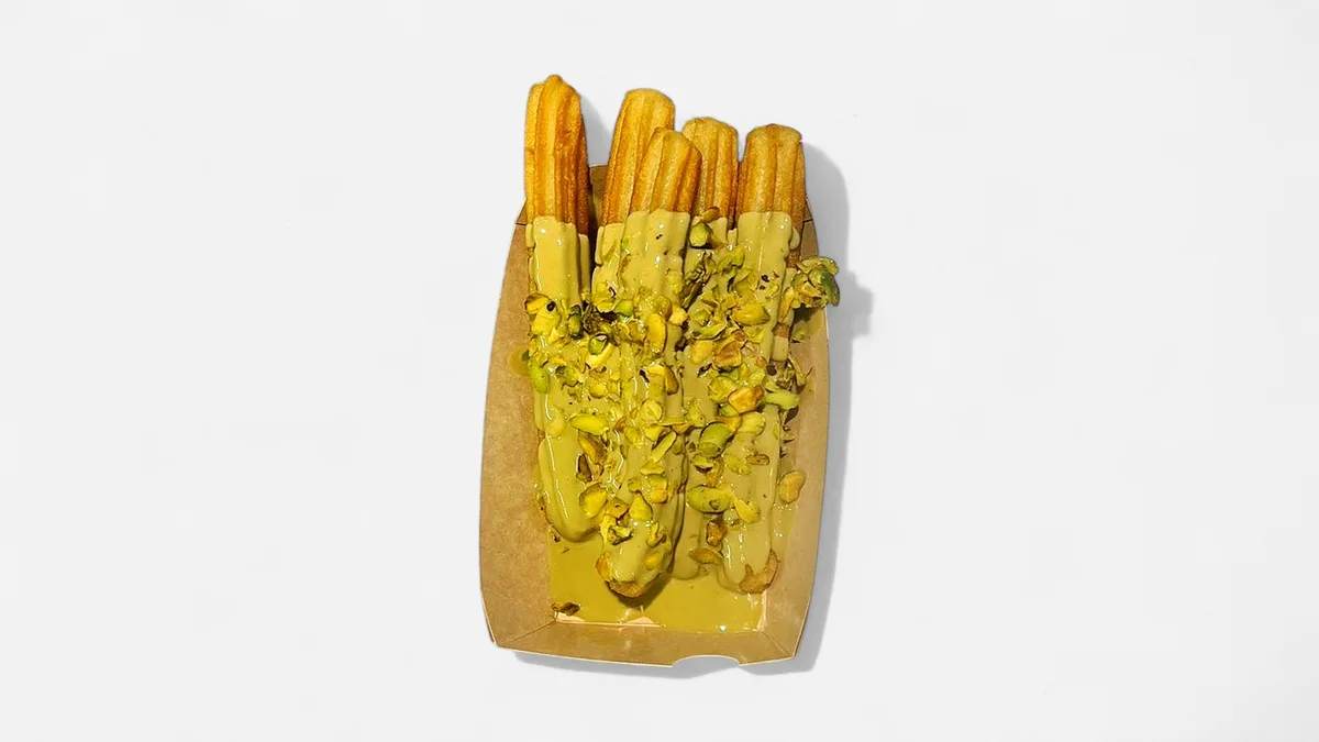 Churros med pistachio