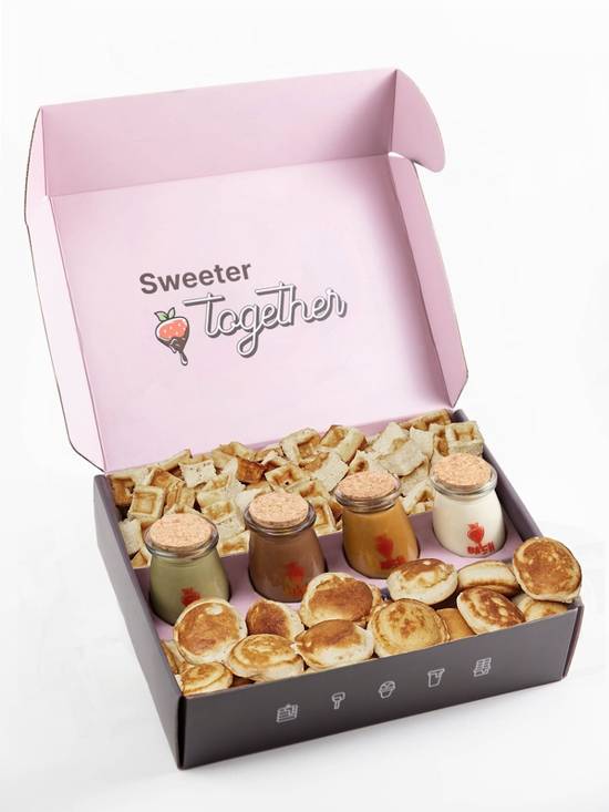 Mix Waffle/Mini Pancakes Box