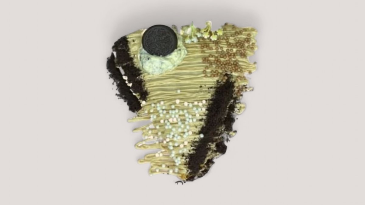 Krep Pistachio and Oreo