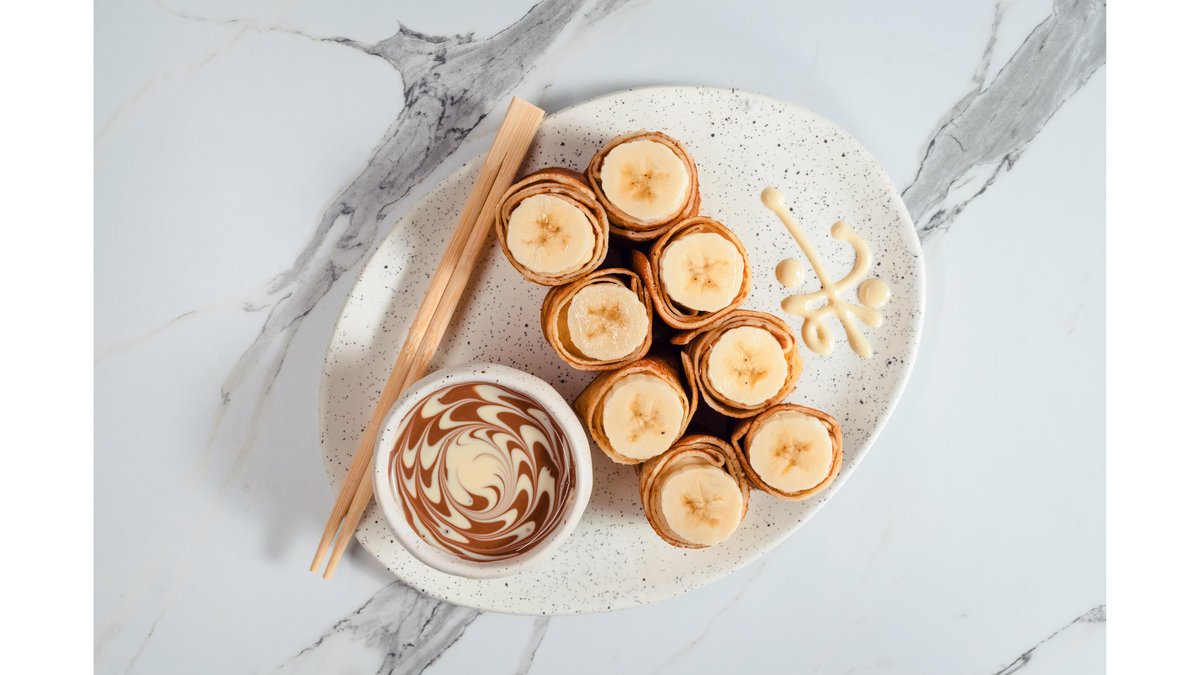 Banana sushi roll