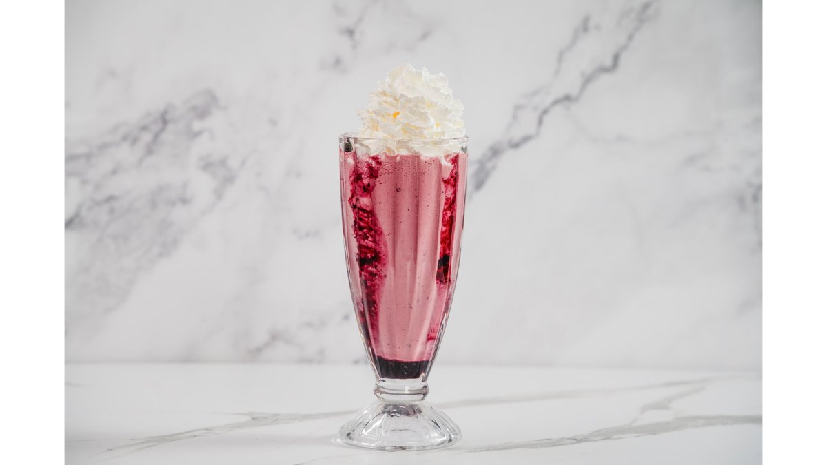 Berry milkshake