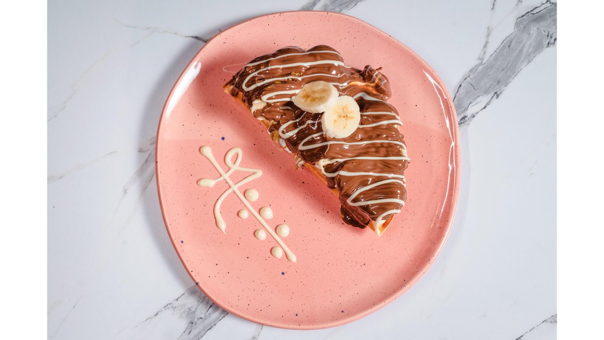 Creamy Banana Waffle