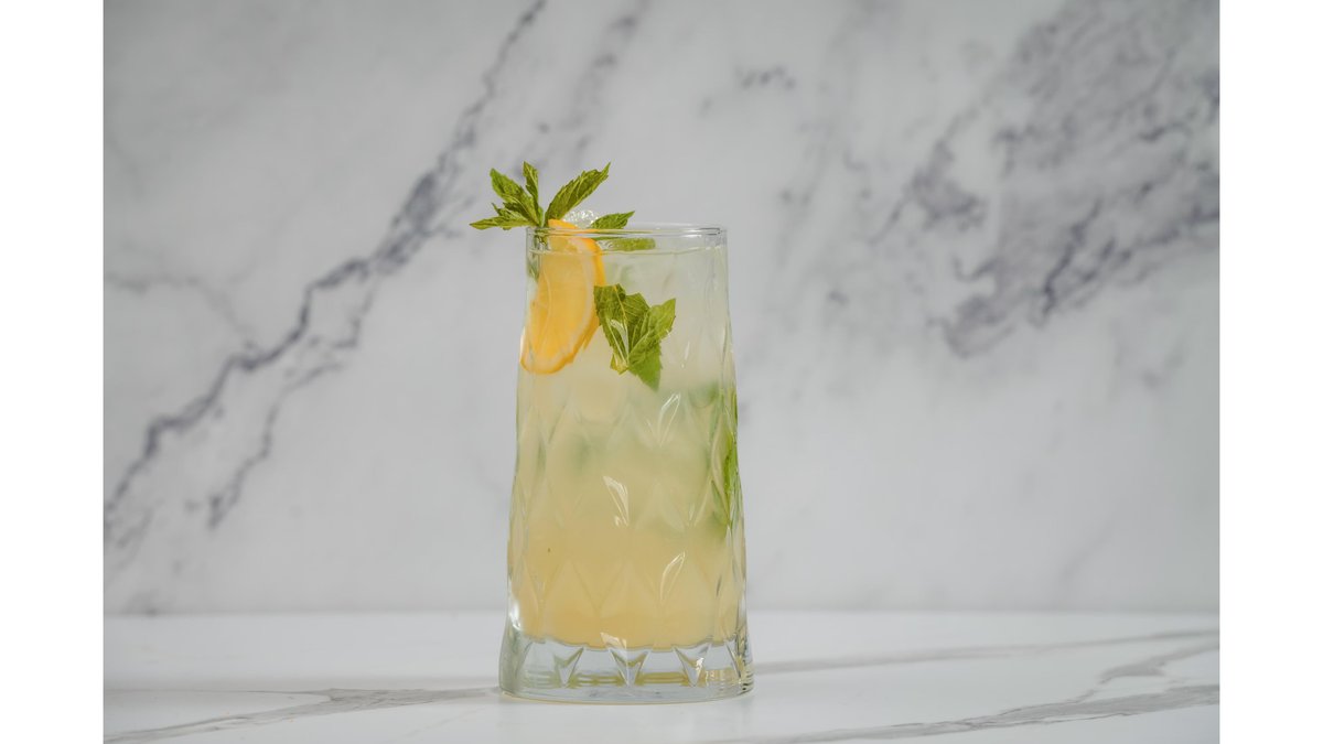 Mint lemonade