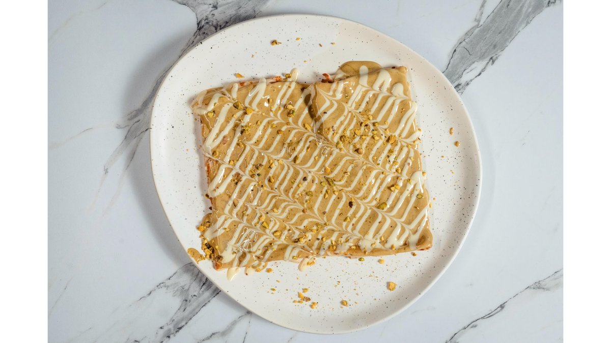 Pistachio Crepe