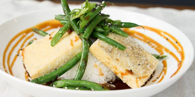 Crispy Fried Organic Tofu (Hot Entrees)