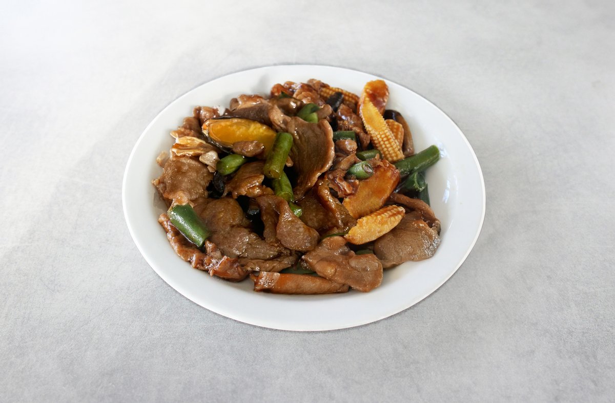 55. Beef with Oyster Sauce