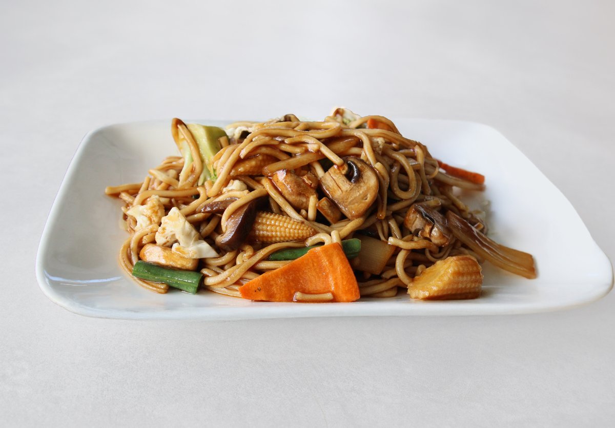 821. Noodles With Vegetables