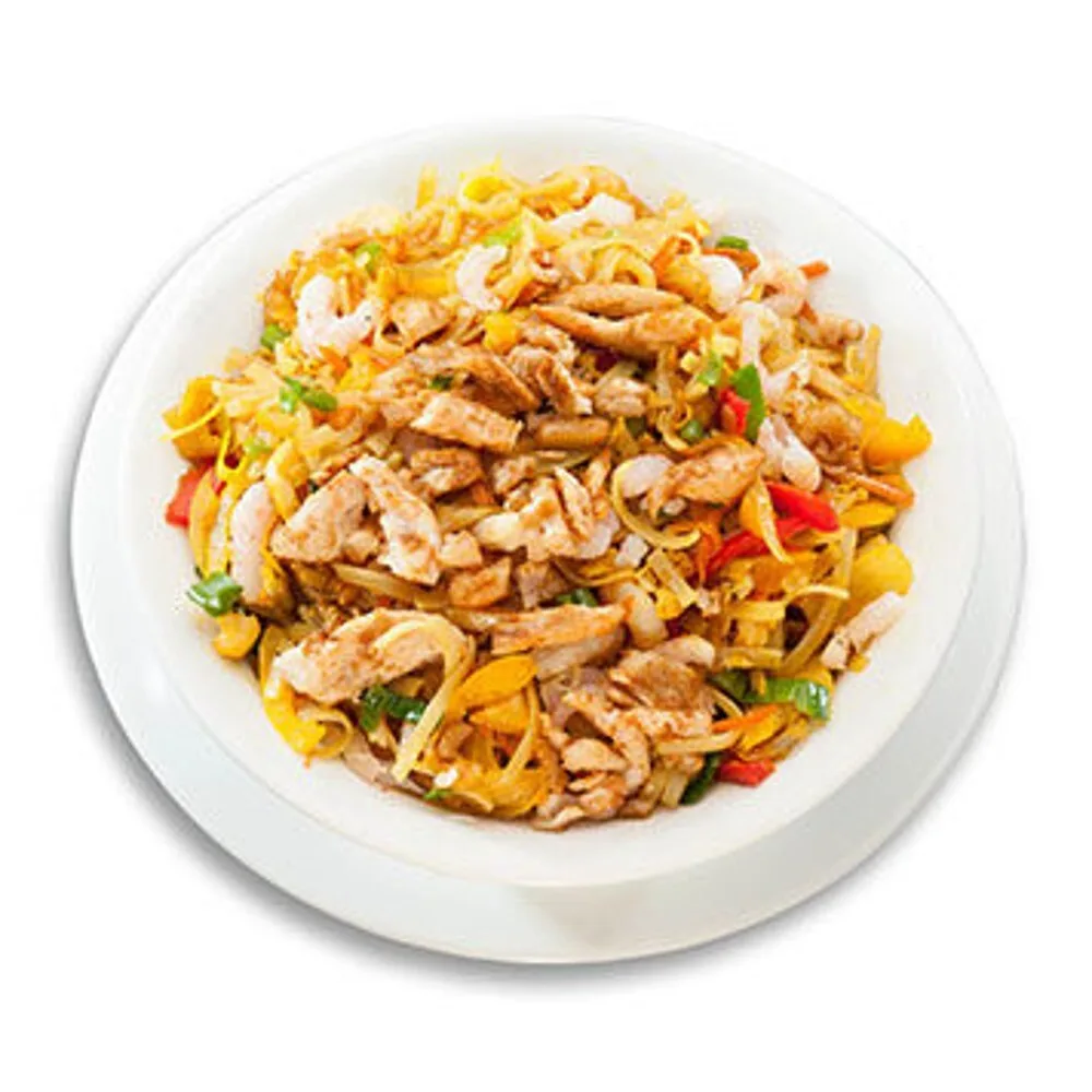 124. Rice noodles with different meats