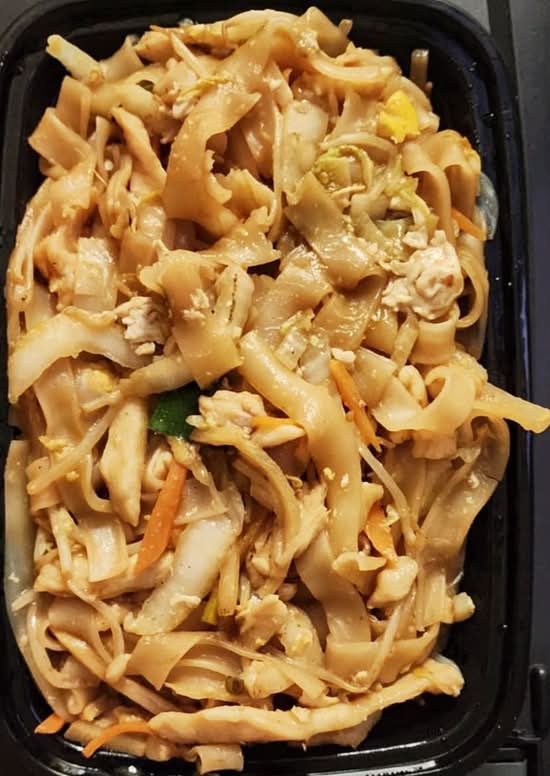 Chicken Chow Fun