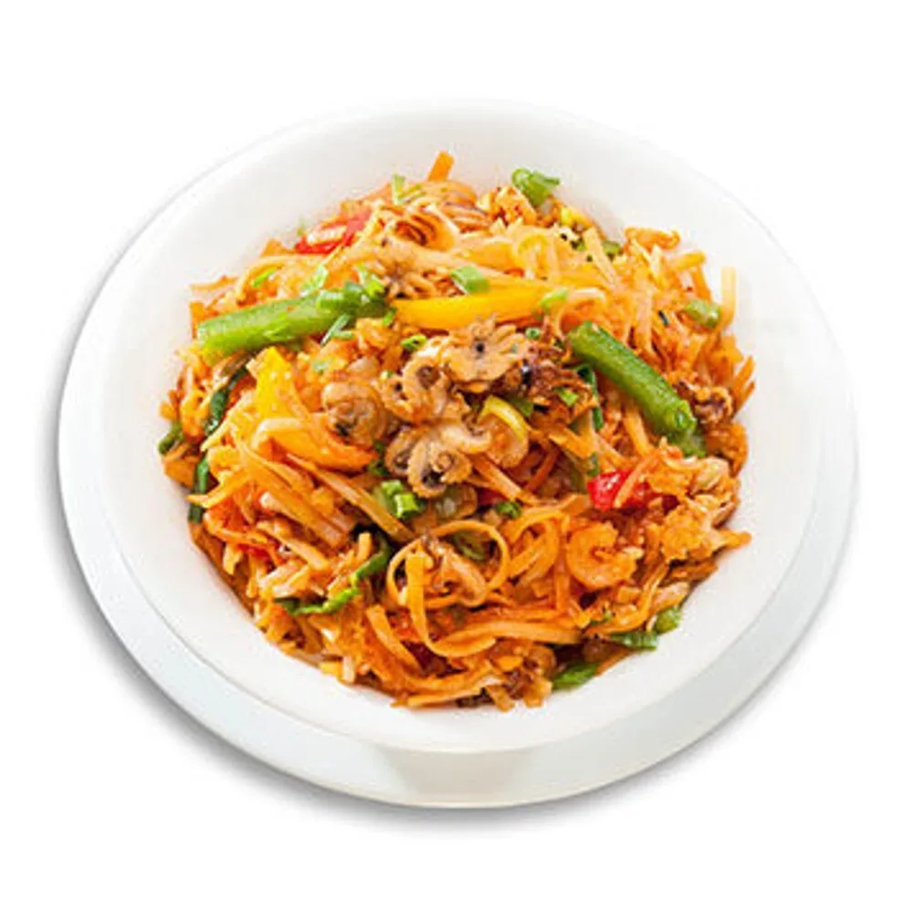 128. Singapore rice noodles with vegetables