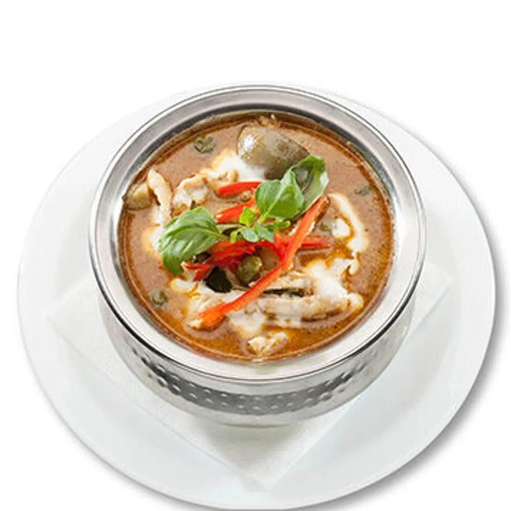 58. Chicken in green curry