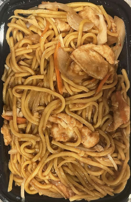 L3. Chicken Lo Mein