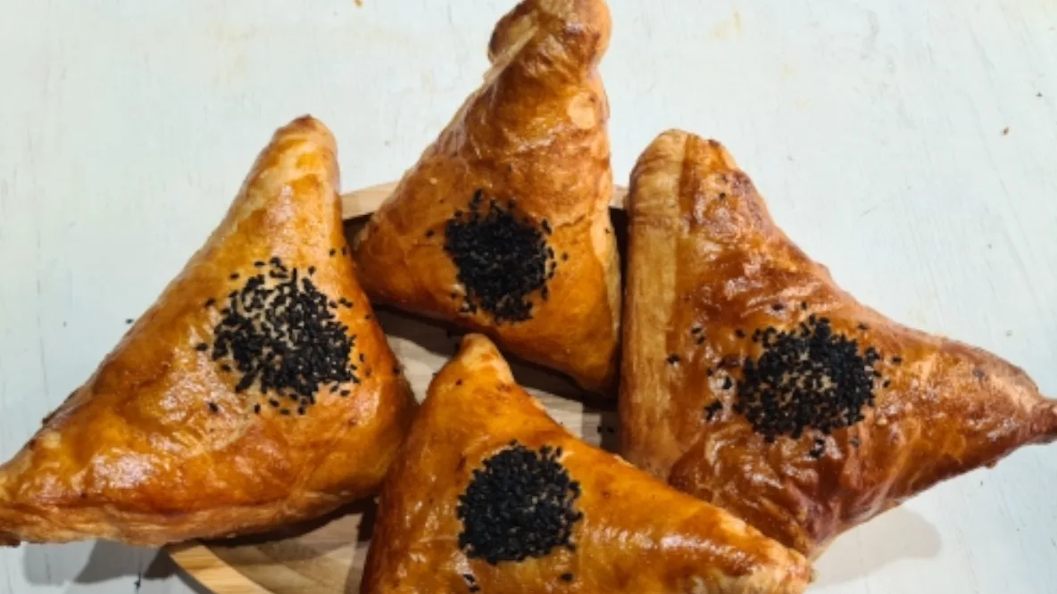 Samsa Ətli (1 əd.)