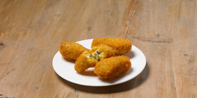 Jalapeno Cheese Bombers