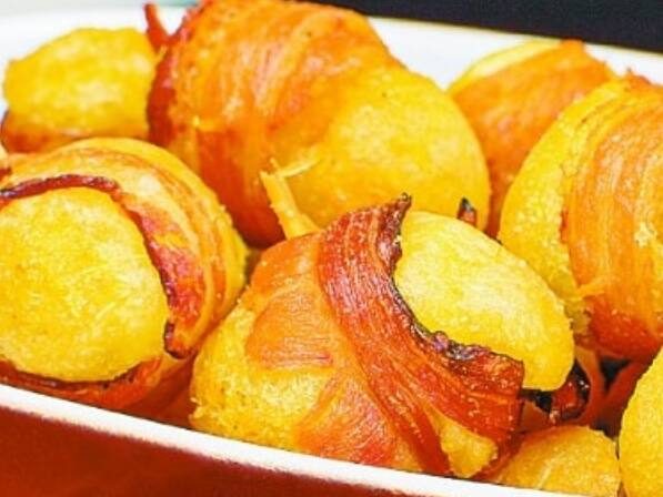 Medalhão de Mandioca com Queijo
