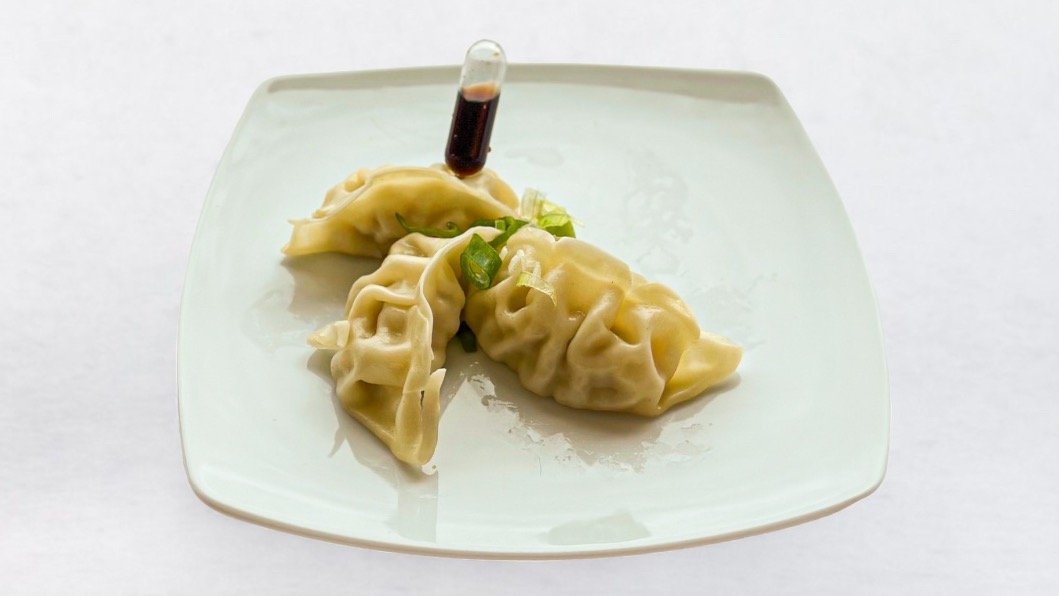 Soparjeni gyoza cmoki (3 kosi)