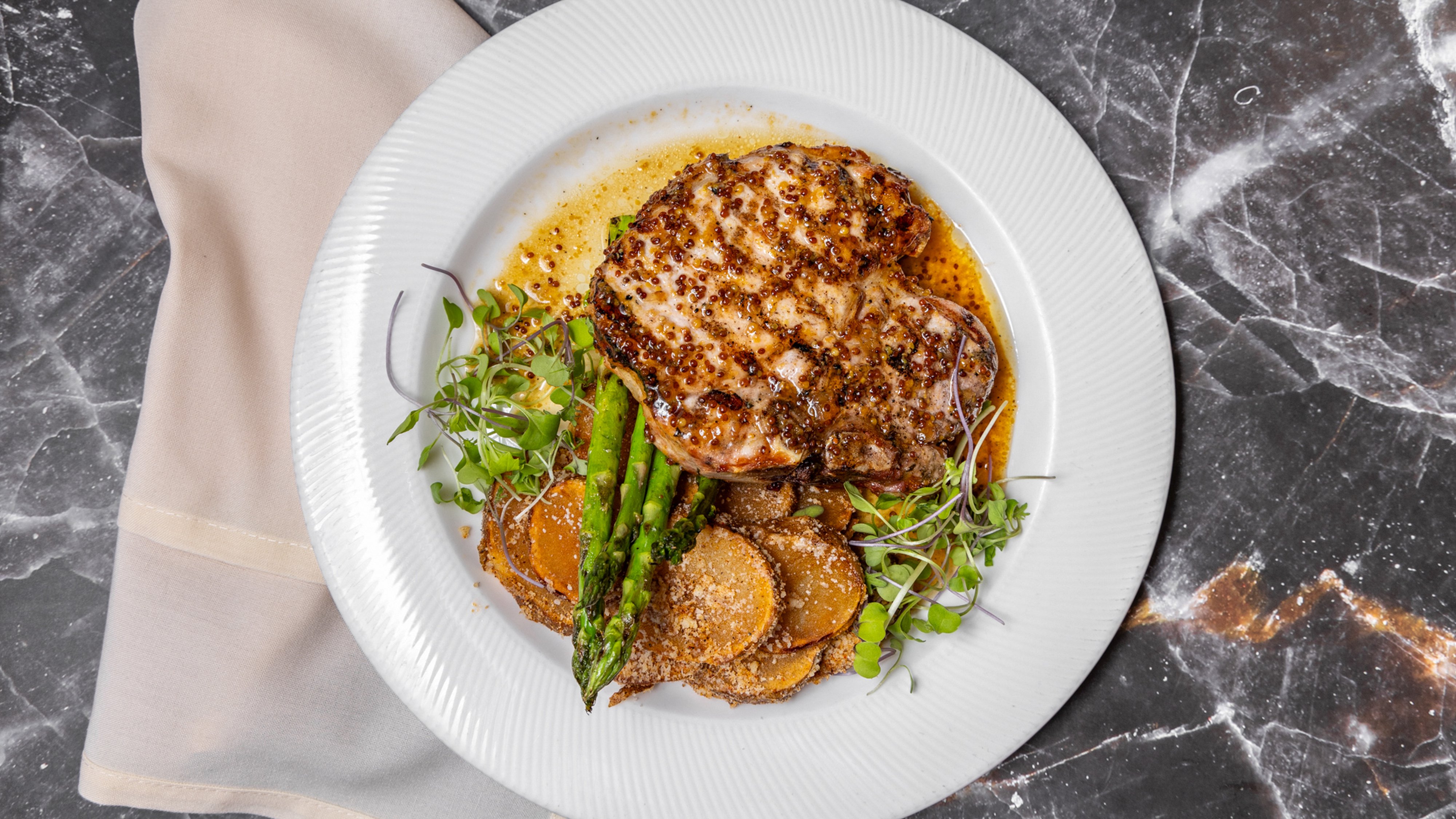 Rosemary Duroc Iowa Pork Chop