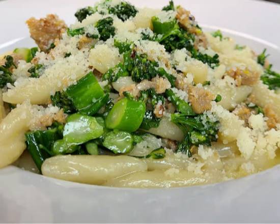 Homemade Cavatelli with Sausage and Broccolini (a la carte)