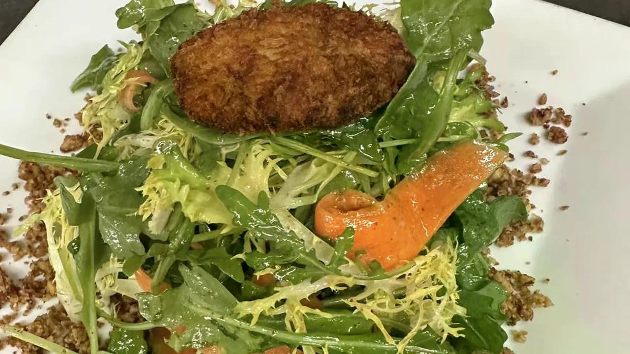 Baby Arugula and Frisée