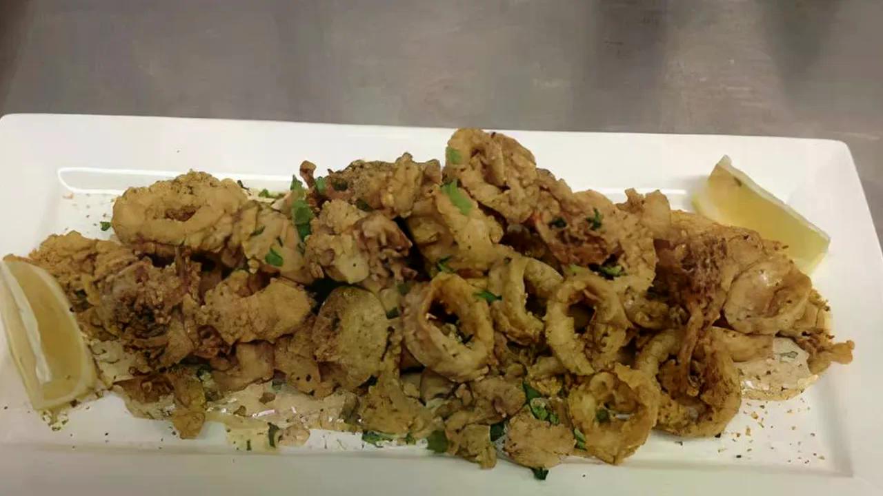 Lemon Caper Dusted Calamari