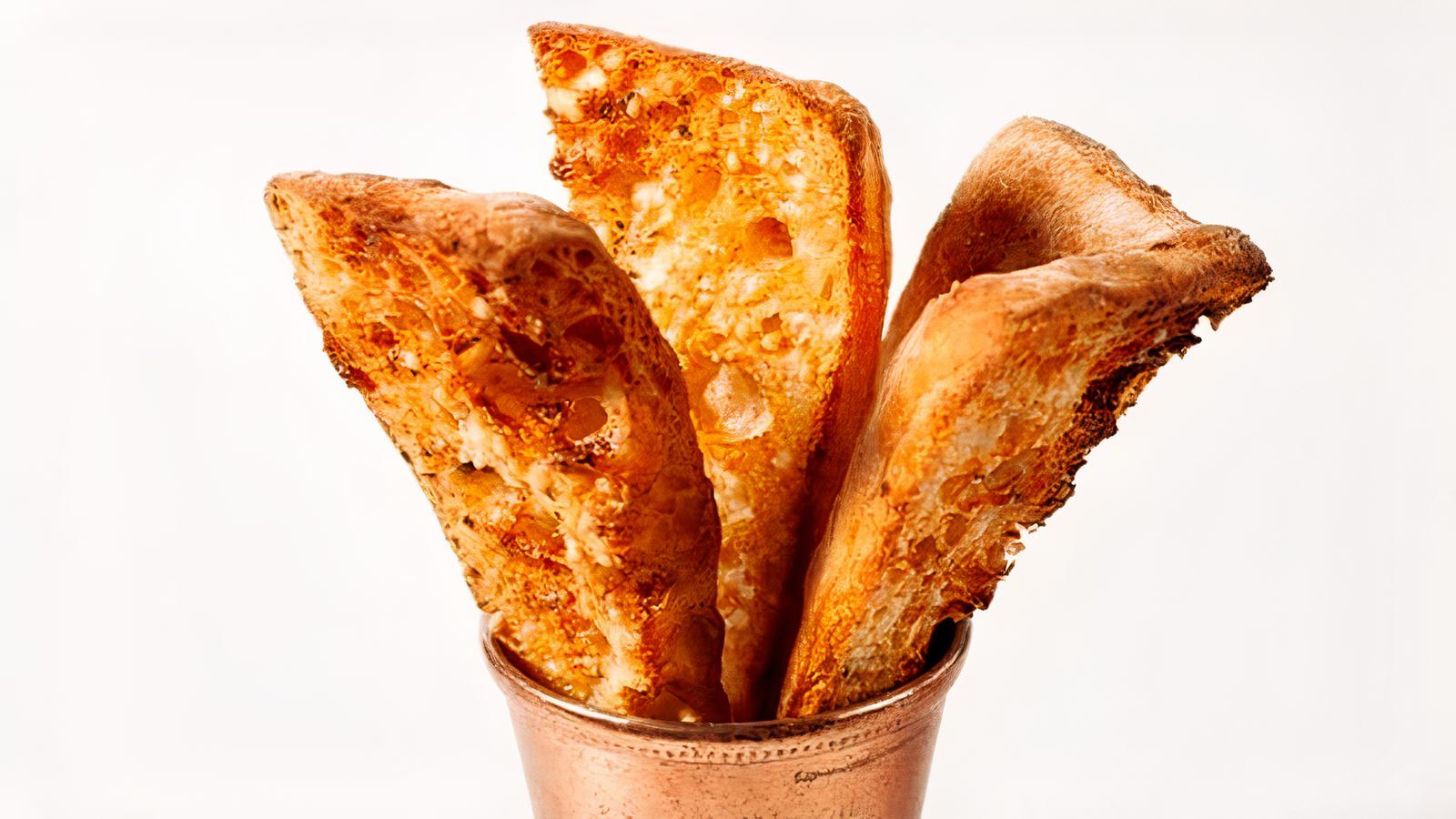GARLIC BREAD