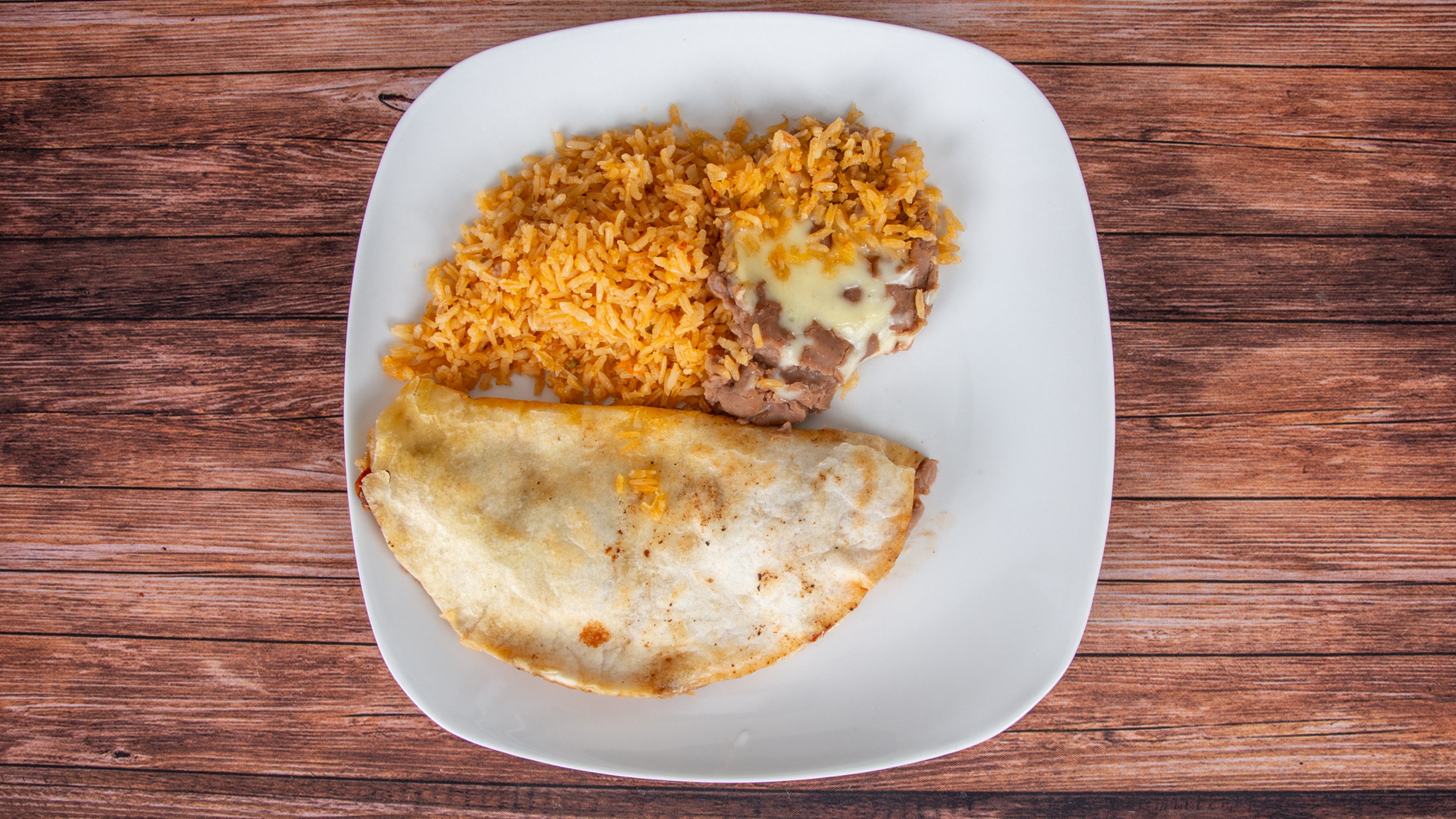 (16) Grilled Chicken Quesadilla (U)