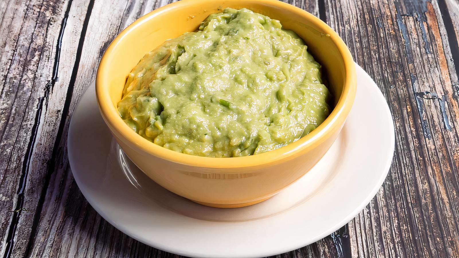 4oz Guacamole Dip