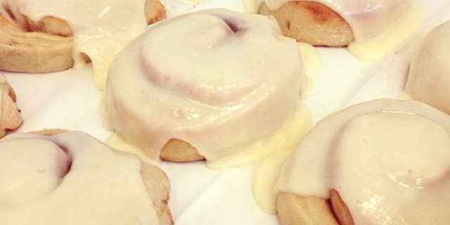 Old Skool Cinnamon Roll