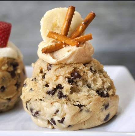 Salted Elvis Cookie Dough Scoop