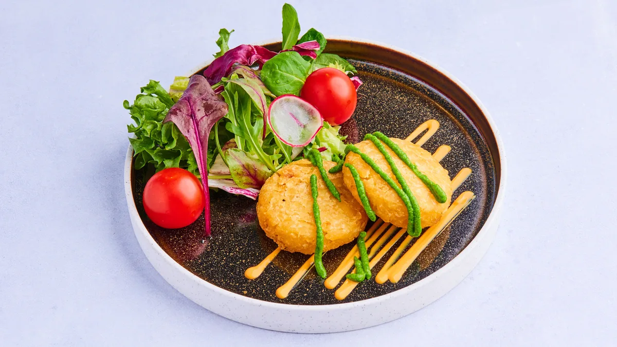 4. Aloo Tikki Chat