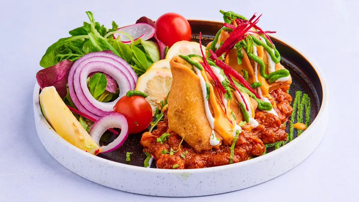6. Aloo Samosa Chat