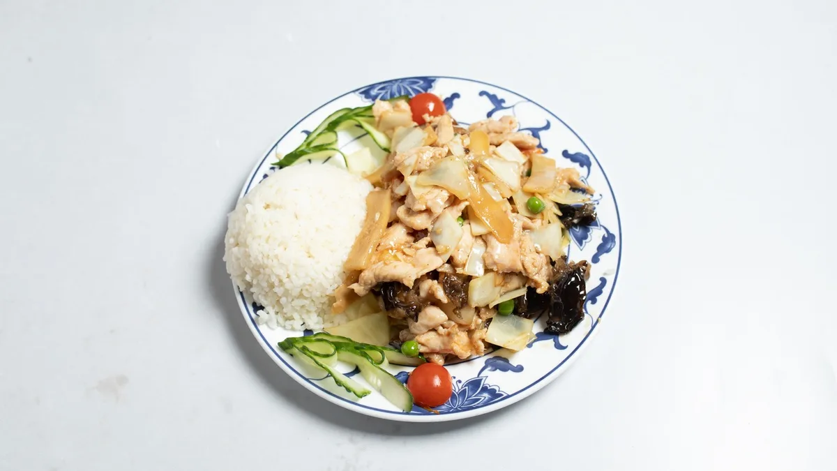 912  Kurča Chop-suey 500g
