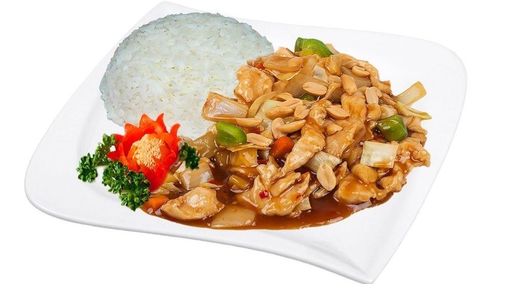 M2-Kuře Kung pao s rýží