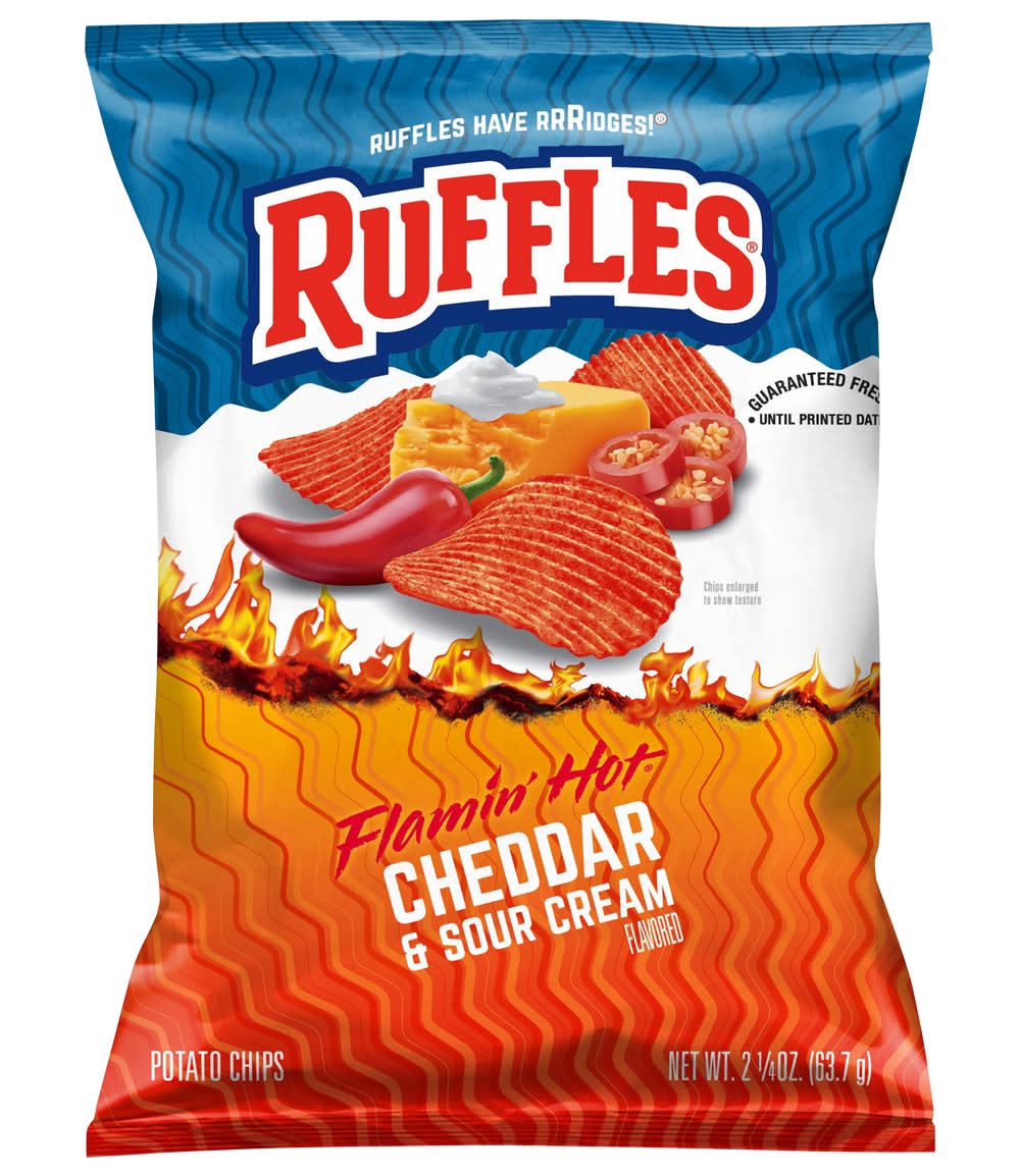 Ruffles Flamin' Hot Potato Chips, Cheddar and Sour Cream (2.25 oz)