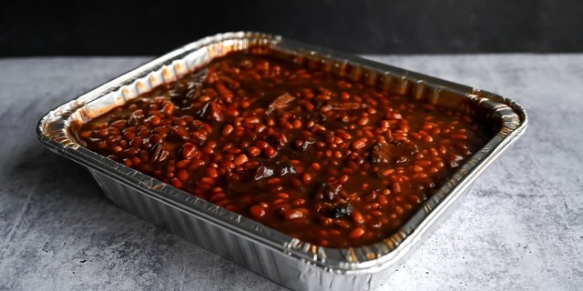 Baked Beans w/ Brisket