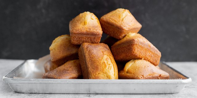 Baker's Dozen Cornbread