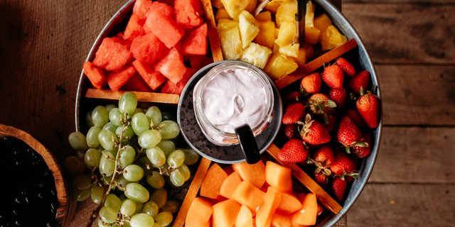 Seasonal Fruit and Dip
