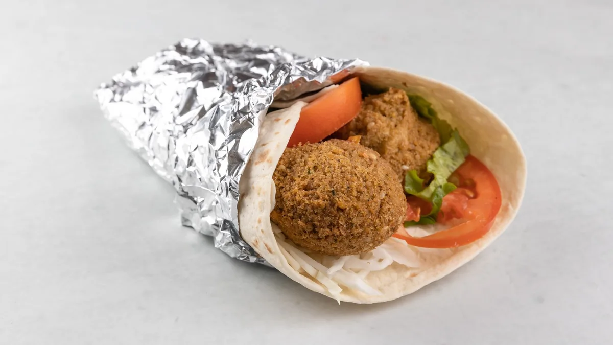 110. Velika tortilja falafel